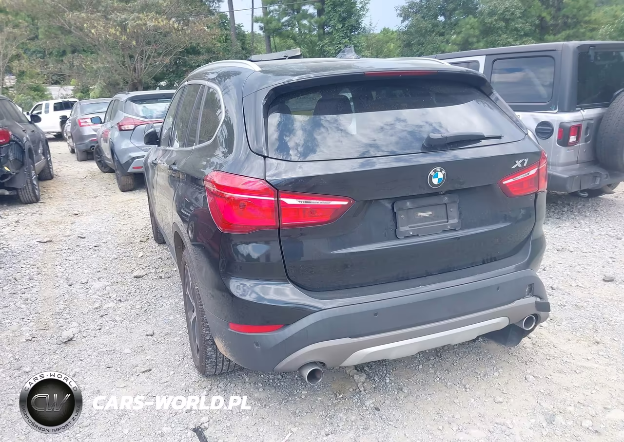 2018 BMW X1 Sdrive28I VIN:WBXHU7C36J5H40247 - 3