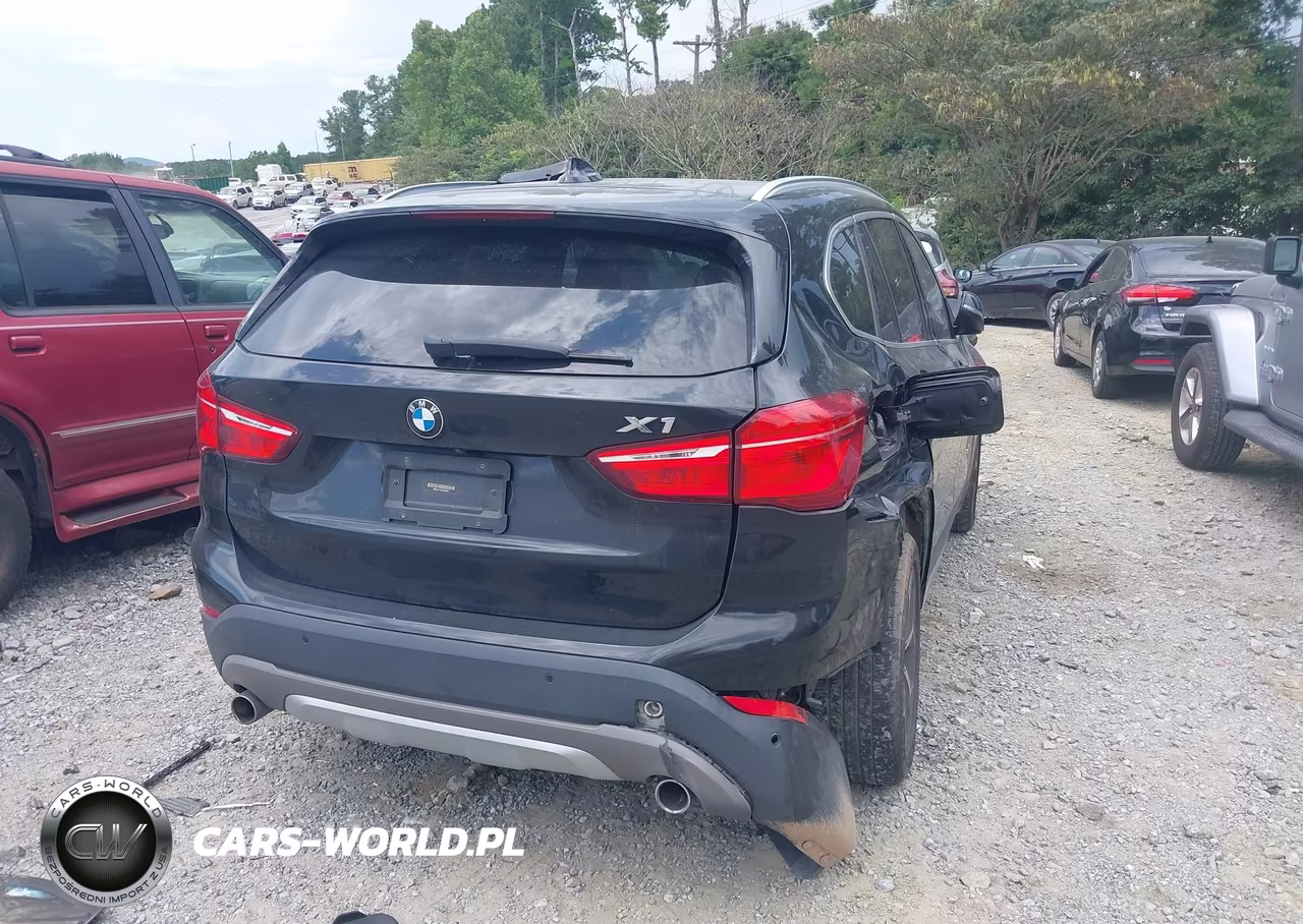 2018 BMW X1 Sdrive28I VIN:WBXHU7C36J5H40247 - 4