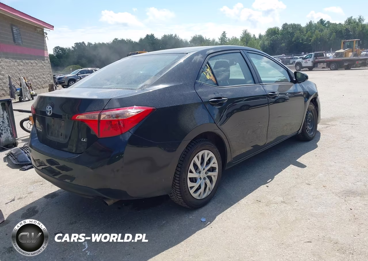 2019 Toyota Corolla Le VIN:2T1BURHE3KC135998 - 4