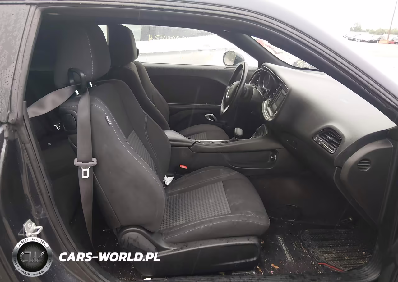 2016 Dodge Challenger Sxt VIN:2C3CDZAG2GH275977 - 5