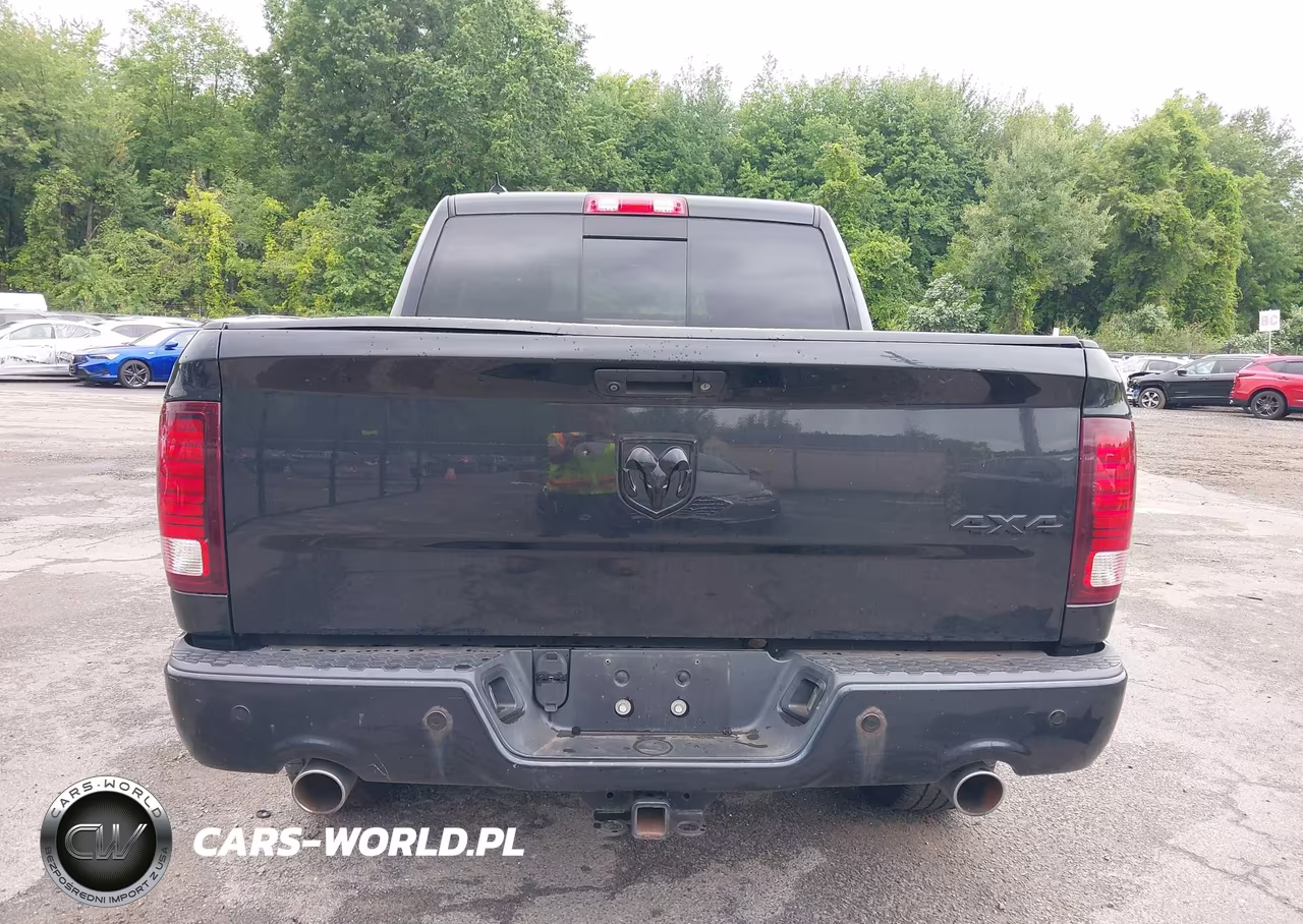 2016 Ram 1500 Sport VIN:1C6RR7MT4GS105656 - 16