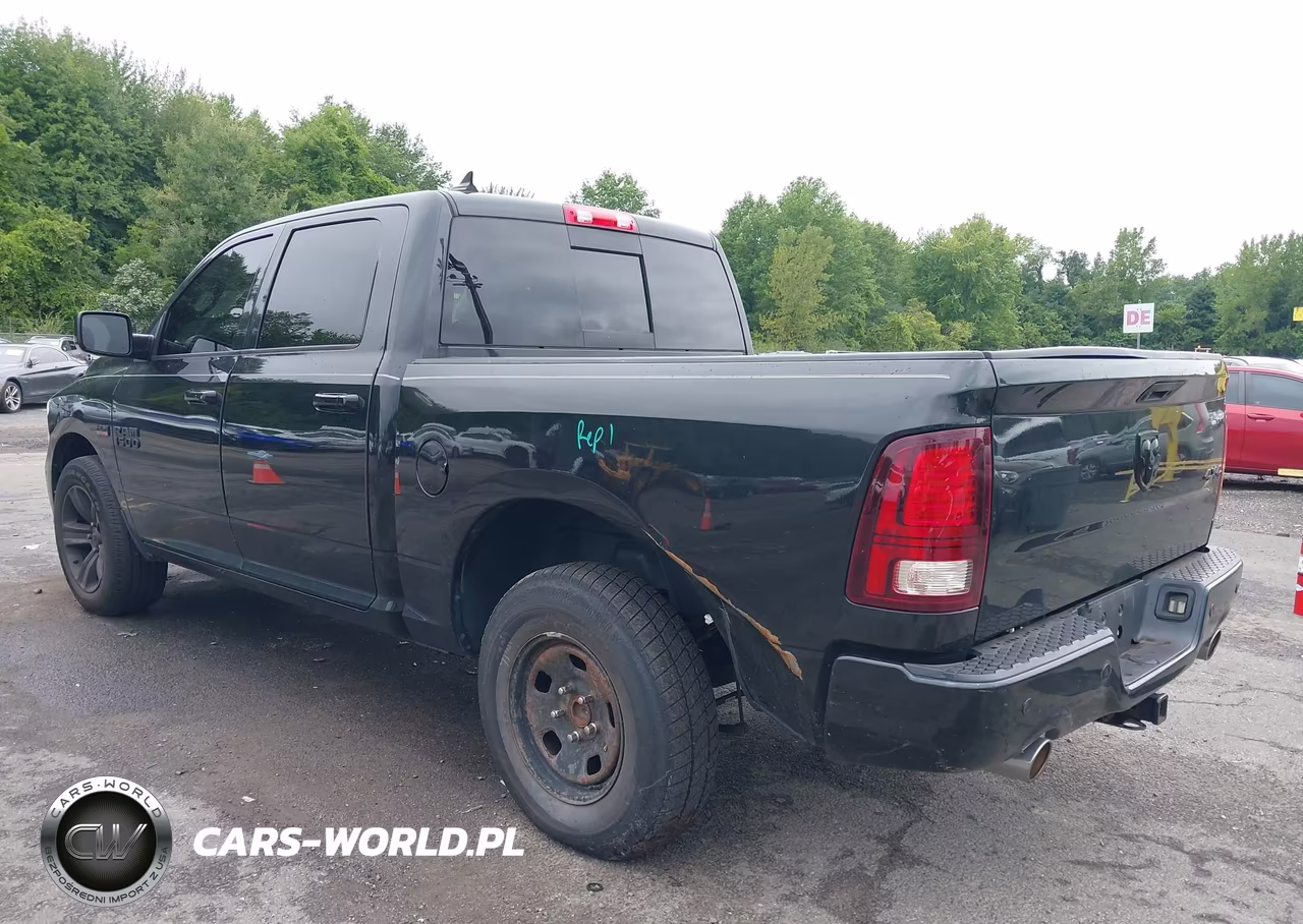 2016 Ram 1500 Sport VIN:1C6RR7MT4GS105656 - 3