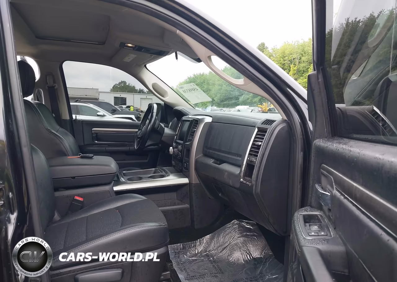 2016 Ram 1500 Sport VIN:1C6RR7MT4GS105656 - 5