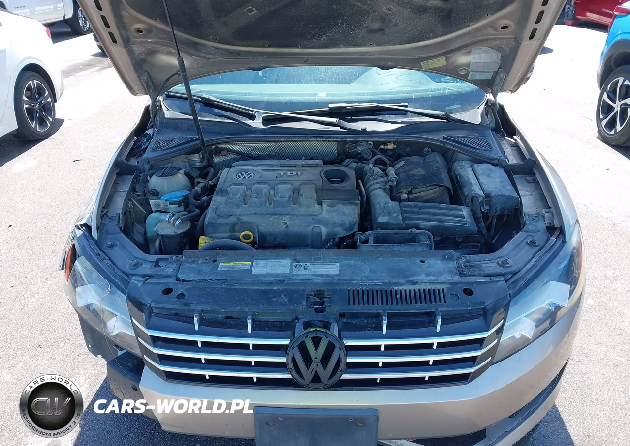2015 Volkswagen Passat 2.0L Tdi Se VIN:1VWBV7A34FC067569 - 10