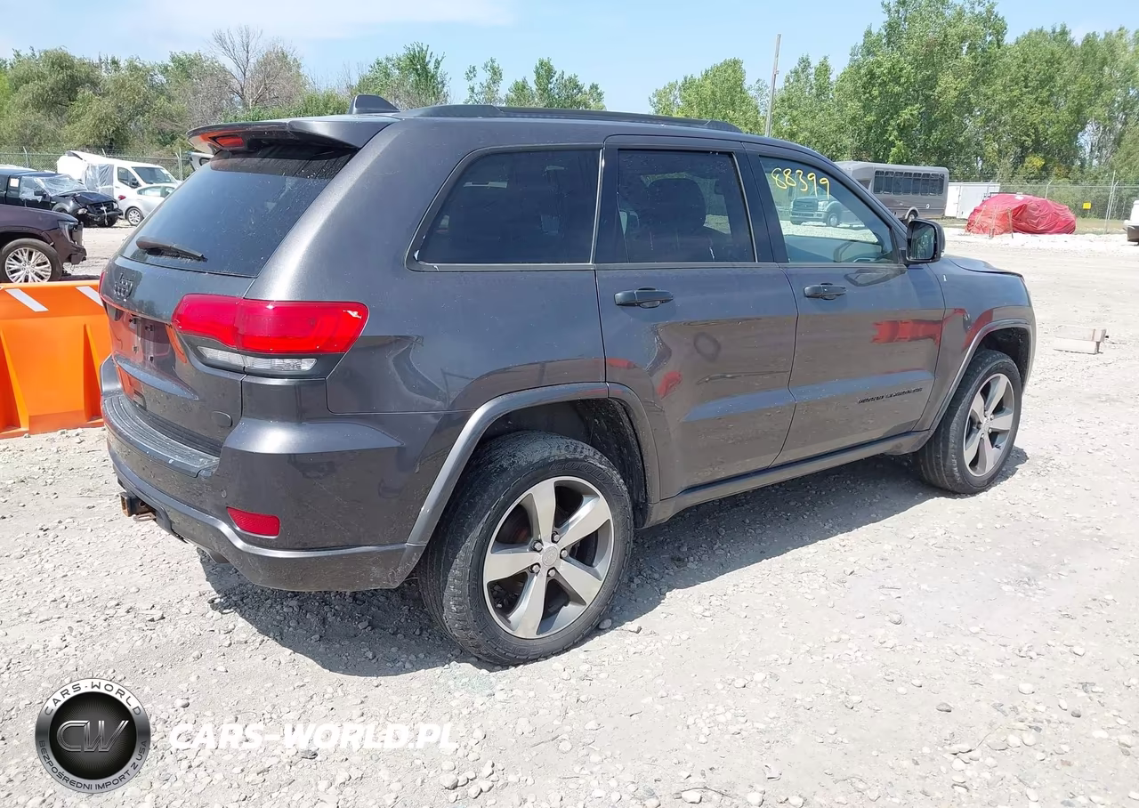 2015 Jeep Grand Cherokee Overland VIN:1C4RJFCG0FC704741 - 4