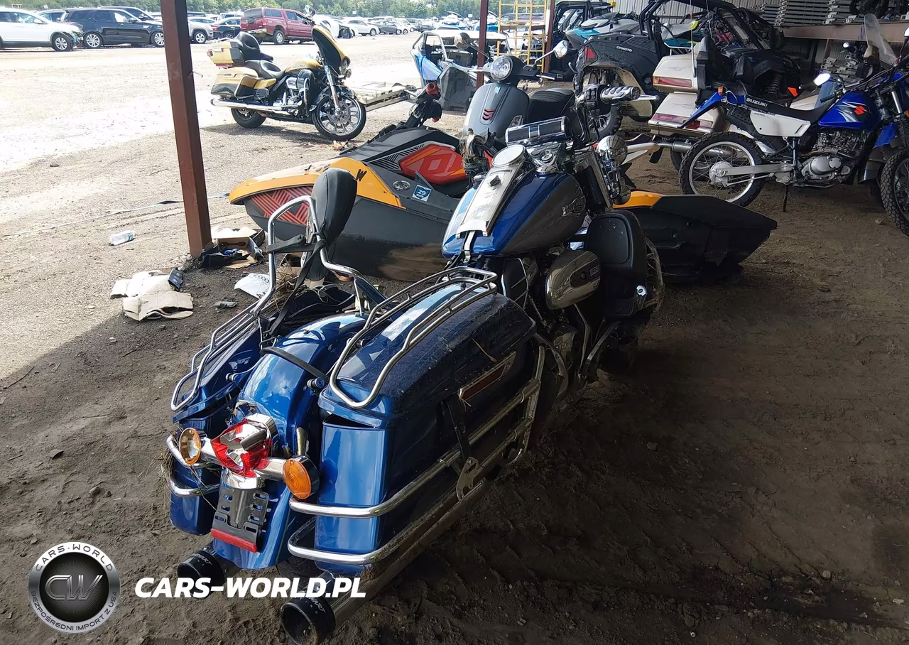 2017 Harley-Davidson Flhr Road King VIN:1HD1FBC12HB652992 - 4