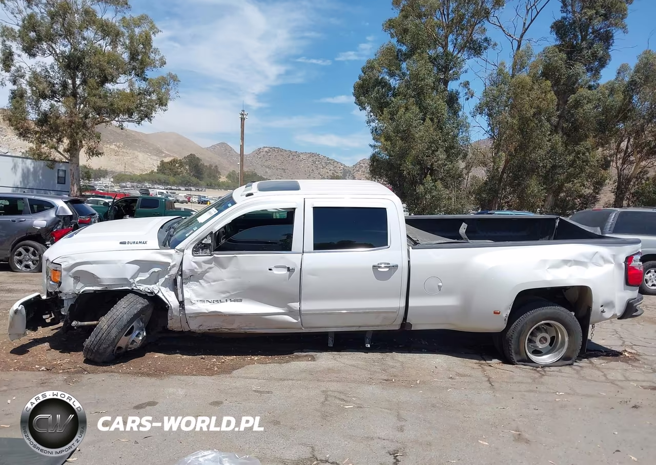 2018 GMC Sierra 3500Hd Denali VIN:1GT42YEYXJF211326 - 14