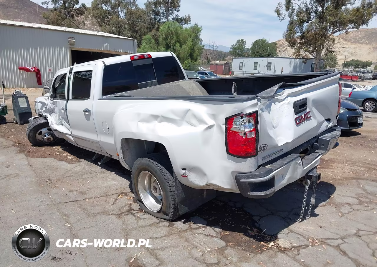 2018 GMC Sierra 3500Hd Denali VIN:1GT42YEYXJF211326 - 3