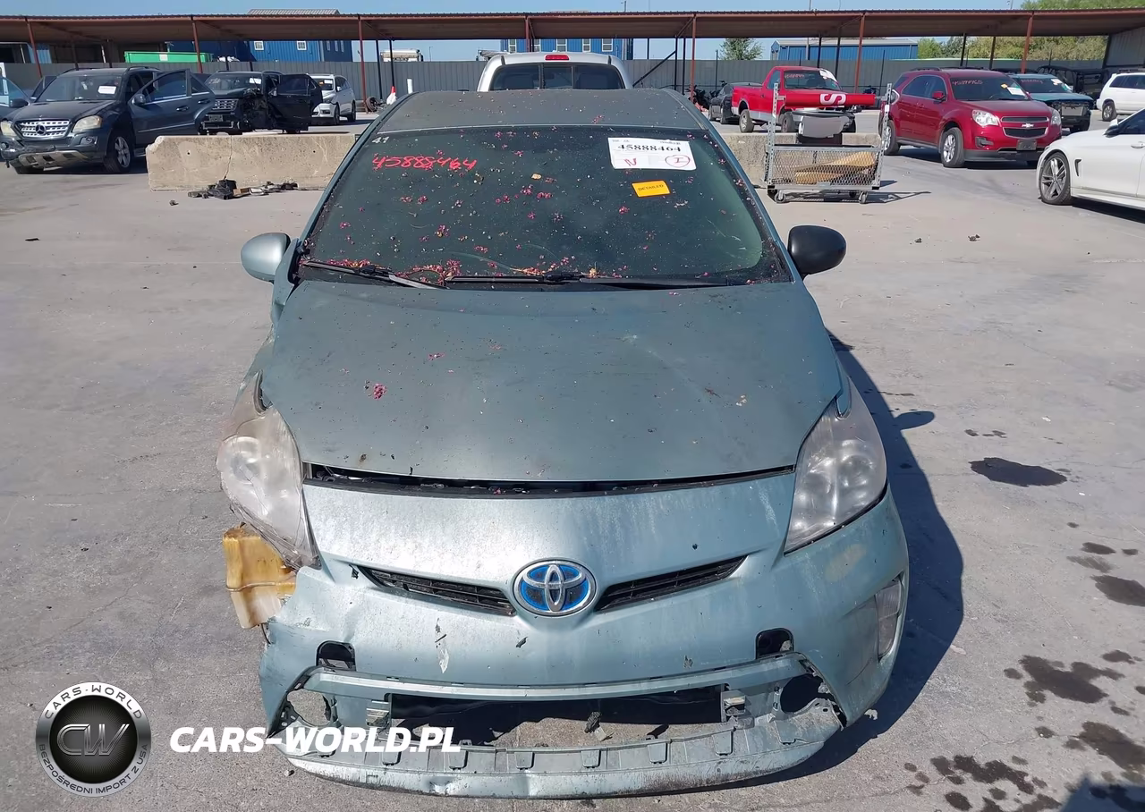 2015 Toyota Prius Two VIN:JTDKN3DU9F1900035 - 11