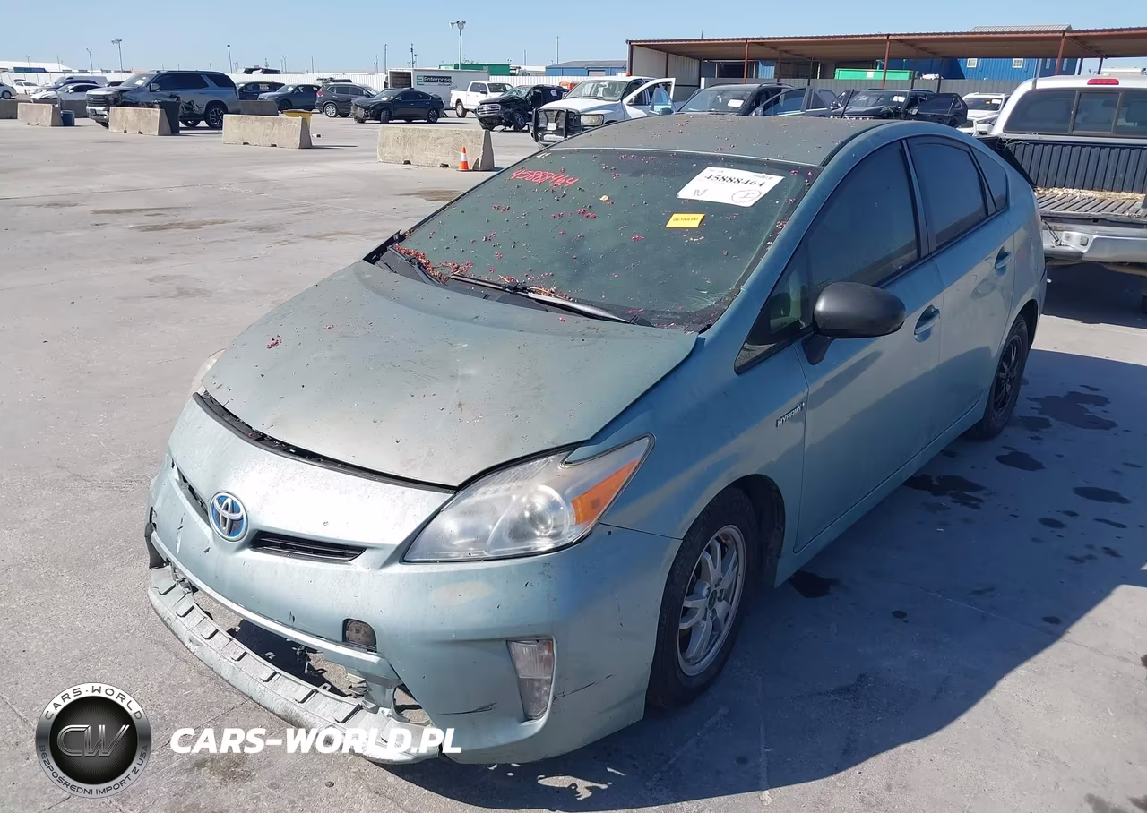 2015 Toyota Prius Two VIN:JTDKN3DU9F1900035 - 2