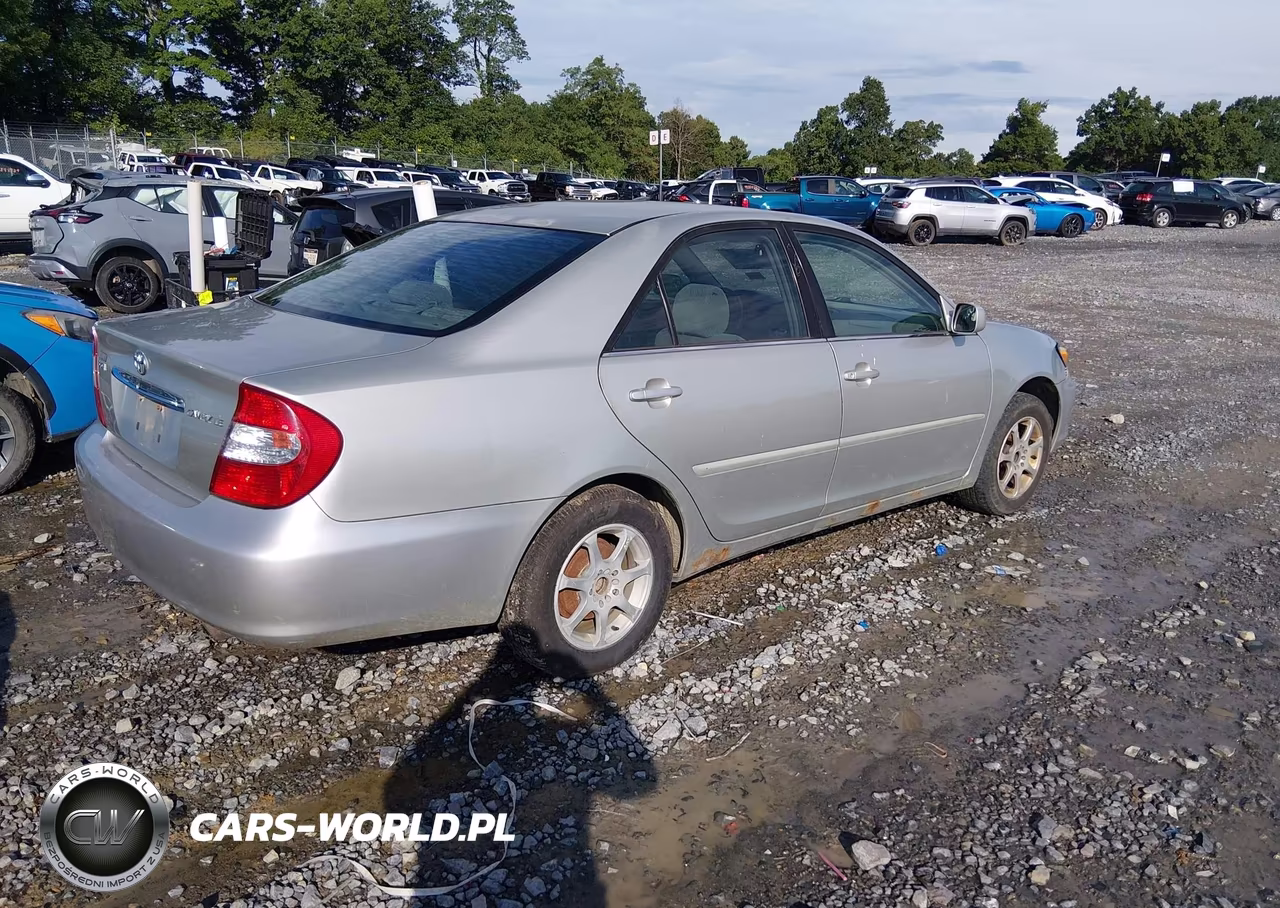 2004 Toyota Camry Le VIN:4T1BE32K14U296585 - 4