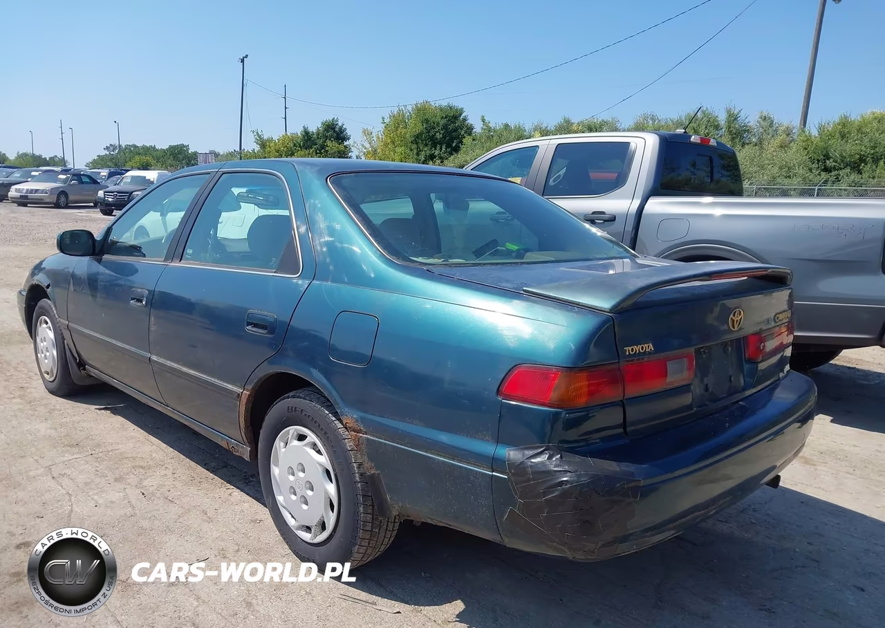 1997 Toyota Camry Le VIN:4T1BG22K7VU795235 - 3