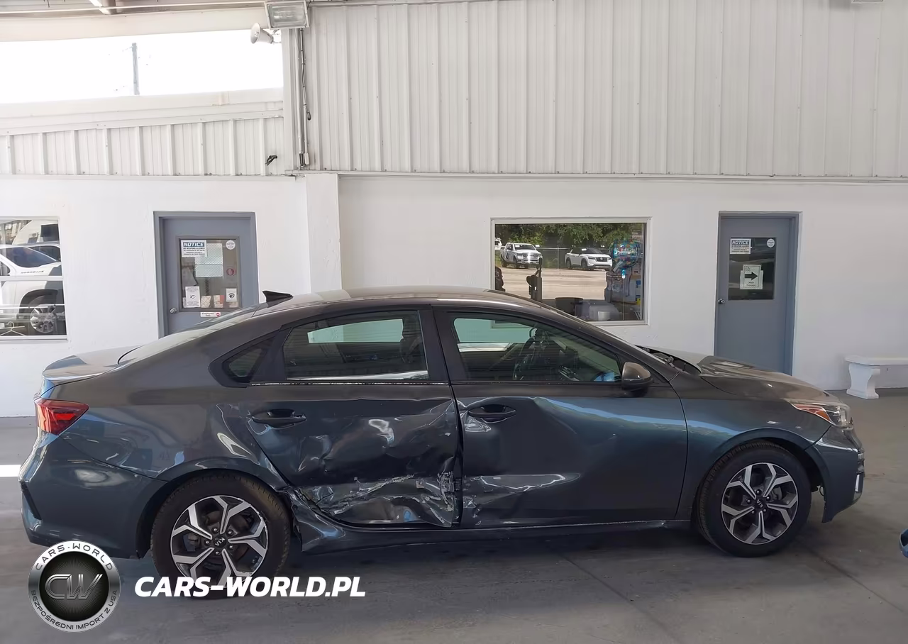2020 Kia Forte Lxs VIN:3KPF24AD9LE205678 - 13