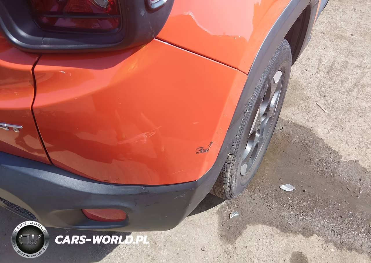 2018 Jeep Renegade Sport 4X4 VIN:ZACCJBABXJPH29964 - 17