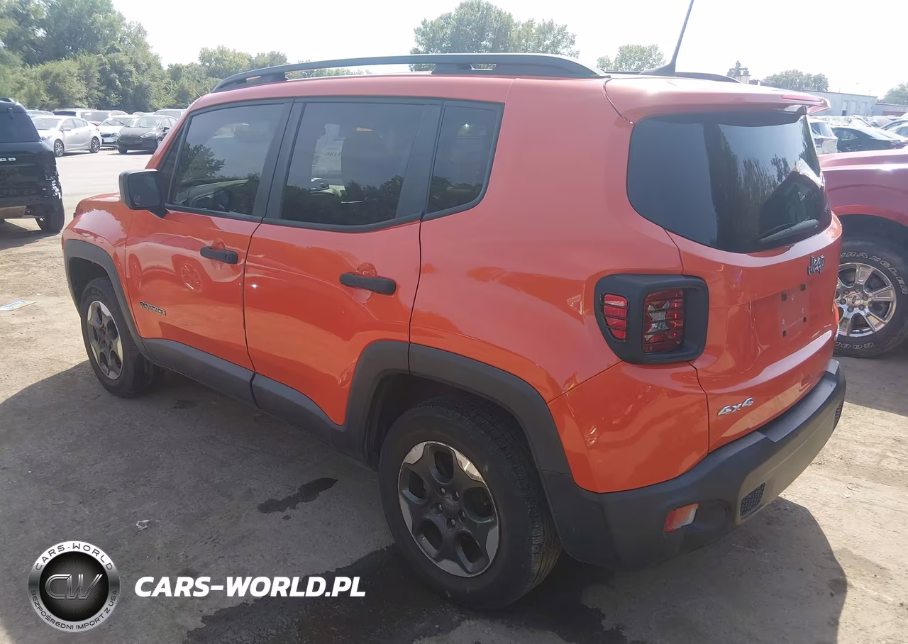 2018 Jeep Renegade Sport 4X4 VIN:ZACCJBABXJPH29964 - 3