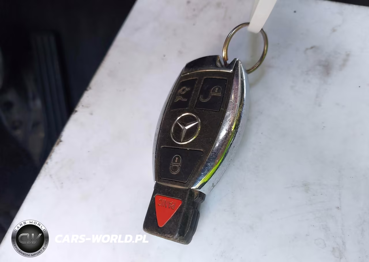 2016 Mercedes-Benz C 300 VIN:55SWF4JB5GU132911 - 11
