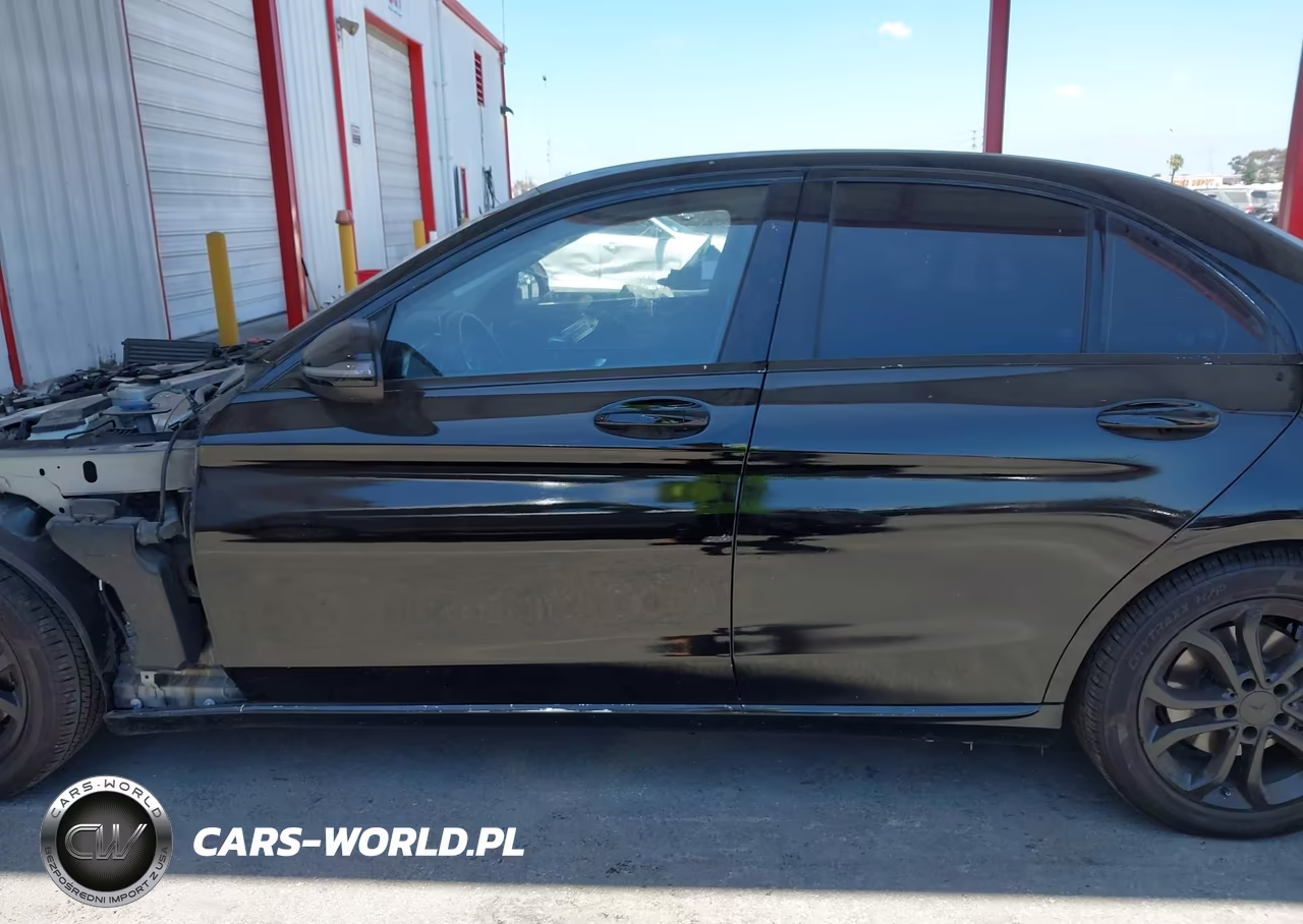 2016 Mercedes-Benz C 300 VIN:55SWF4JB5GU132911 - 14