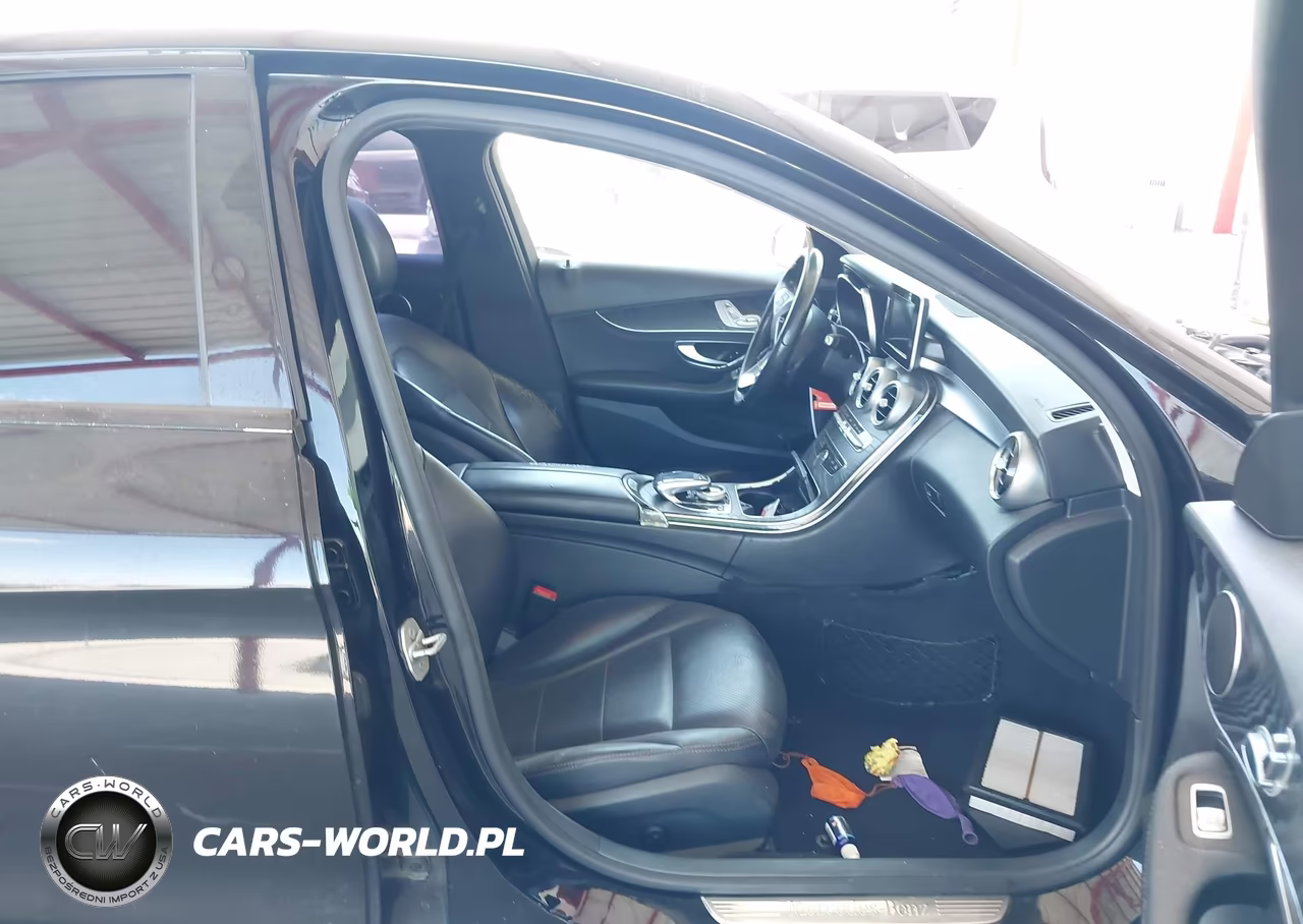 2016 Mercedes-Benz C 300 VIN:55SWF4JB5GU132911 - 5
