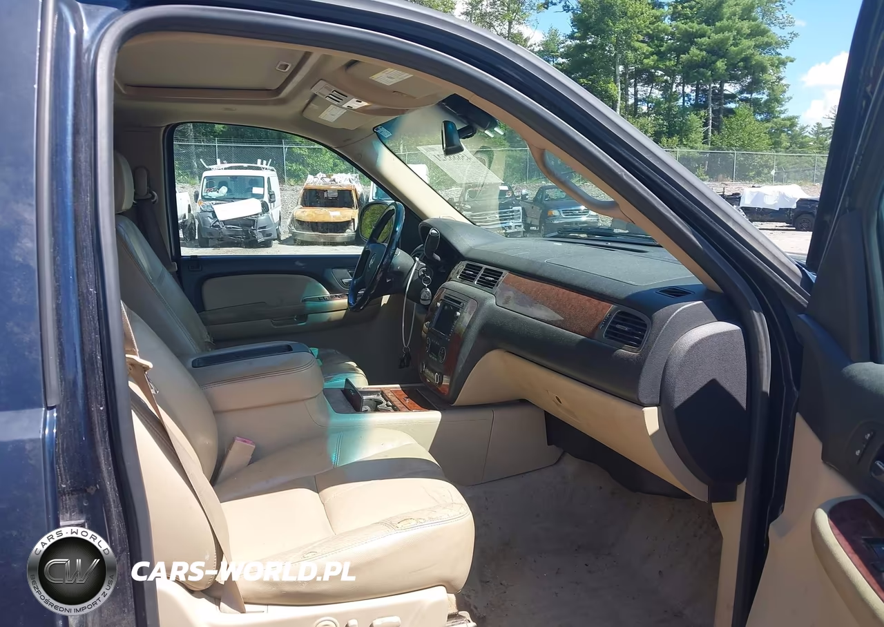 2007 Chevrolet Suburban Ltz VIN:3GNFK16357G297663 - 5