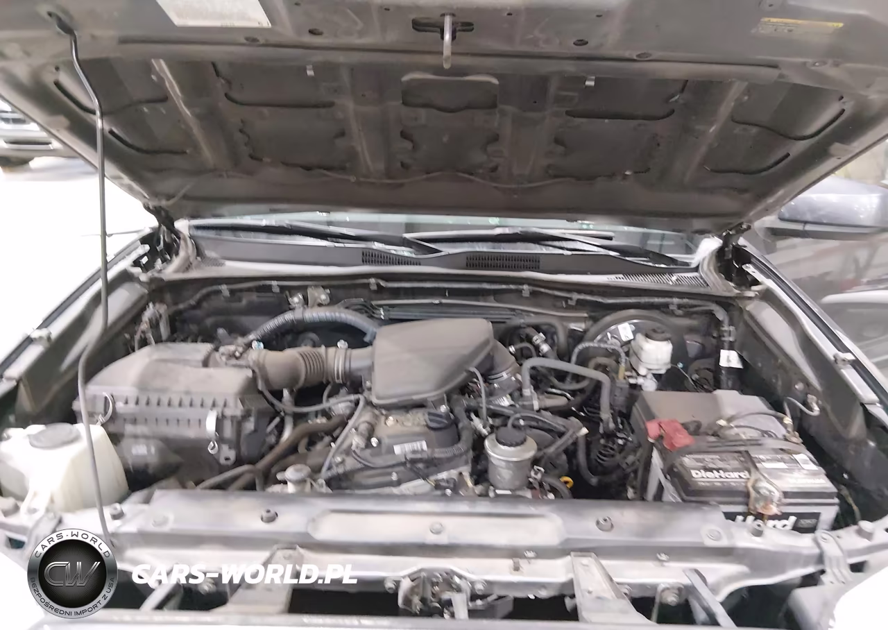 2019 Toyota Tacoma Sr VIN:5TFAX5GN0KX150781 - 10