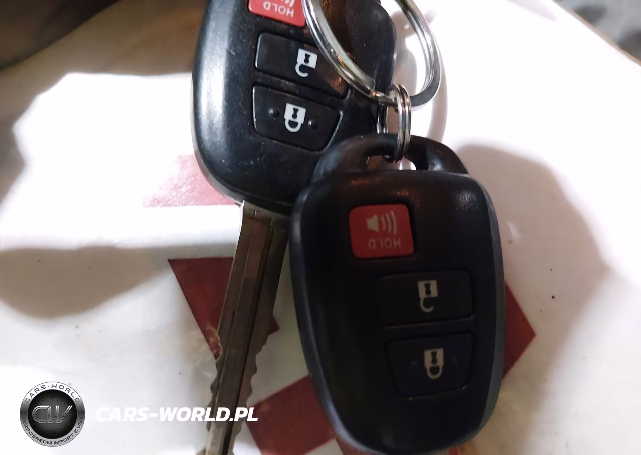 2019 Toyota Tacoma Sr VIN:5TFAX5GN0KX150781 - 11