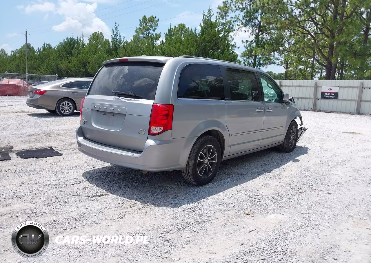 2017 Dodge Grand Caravan Sxt VIN:2C4RDGCG1HR847432 - 4