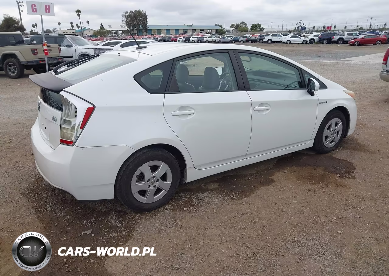 2010 Toyota Prius Iv VIN:JTDKN3DU3A0087970 - 4