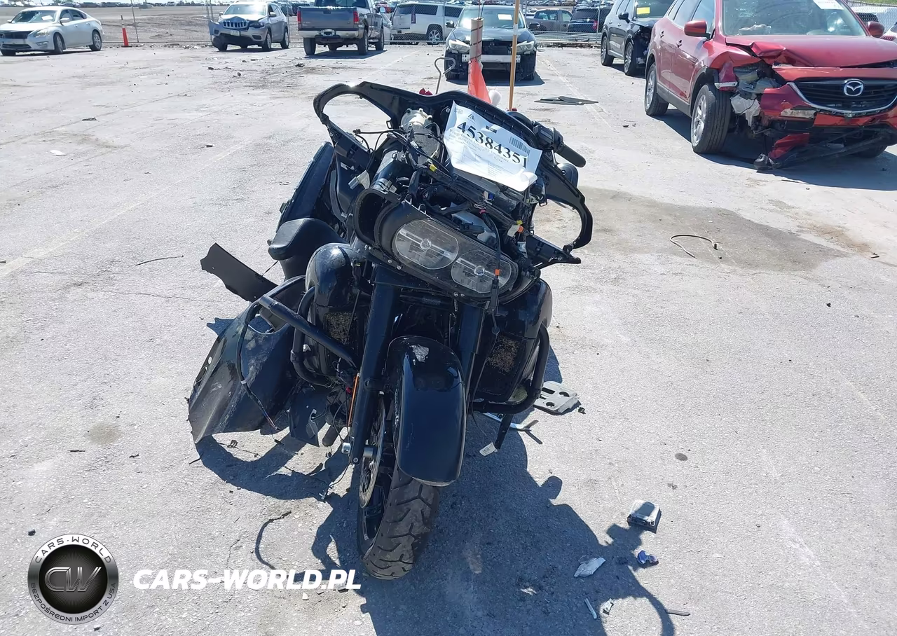 2020 Harley-Davidson Fltrk VIN:1HD1KZF18LB668252 - 5
