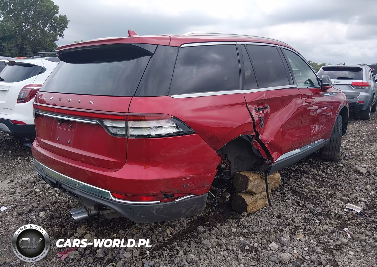 2020 Lincoln Aviator Reserve VIN:5LM5J7XC5LGL20477 - 4