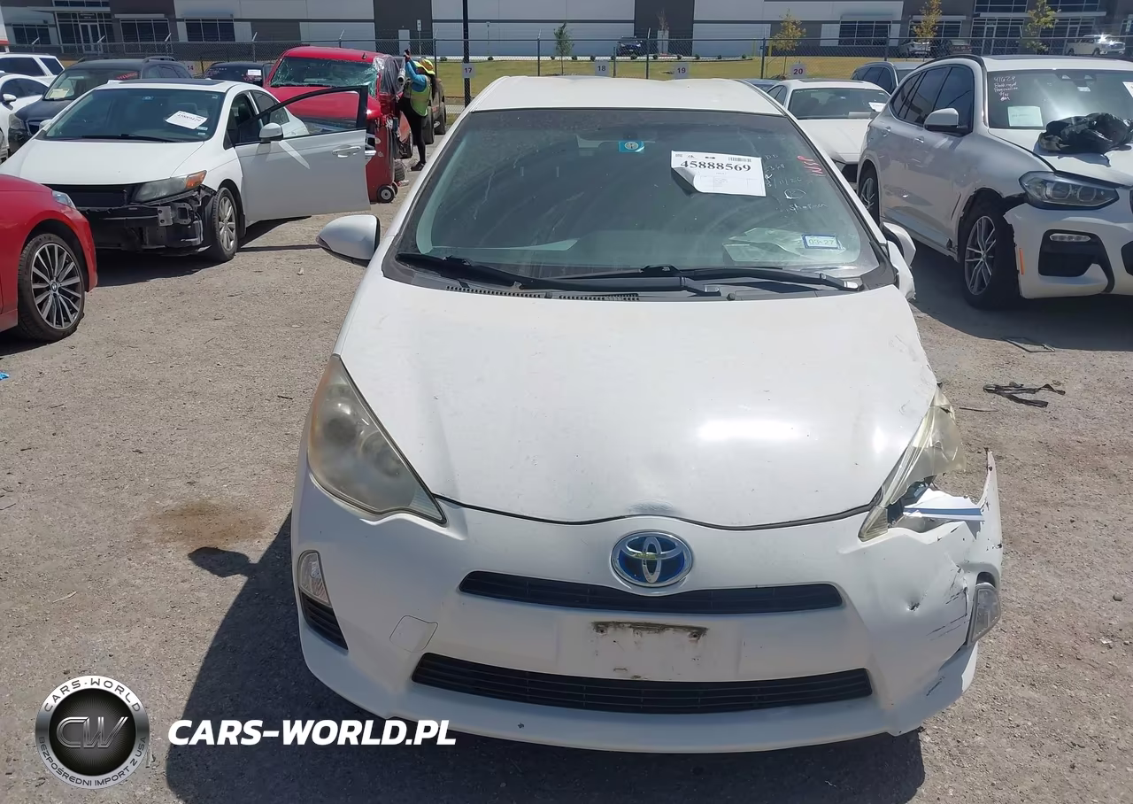 2012 Toyota Prius C Two VIN:JTDKDTB39C1010479 - 12
