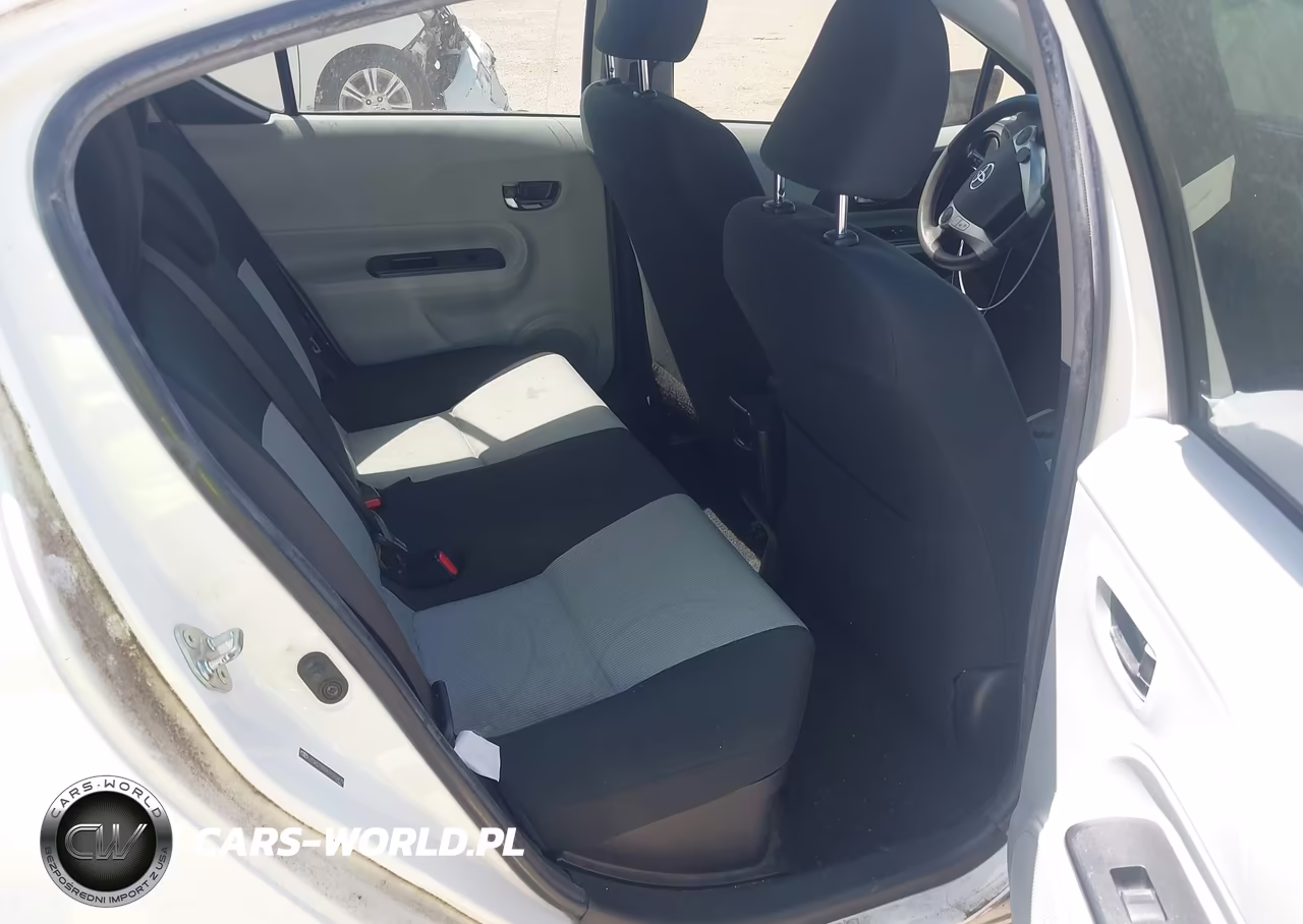 2012 Toyota Prius C Two VIN:JTDKDTB39C1010479 - 8