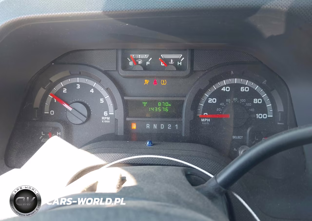 2011 Ford E-350 Super Duty Xl VIN:1FBSS3BL3BDB29619 - 7