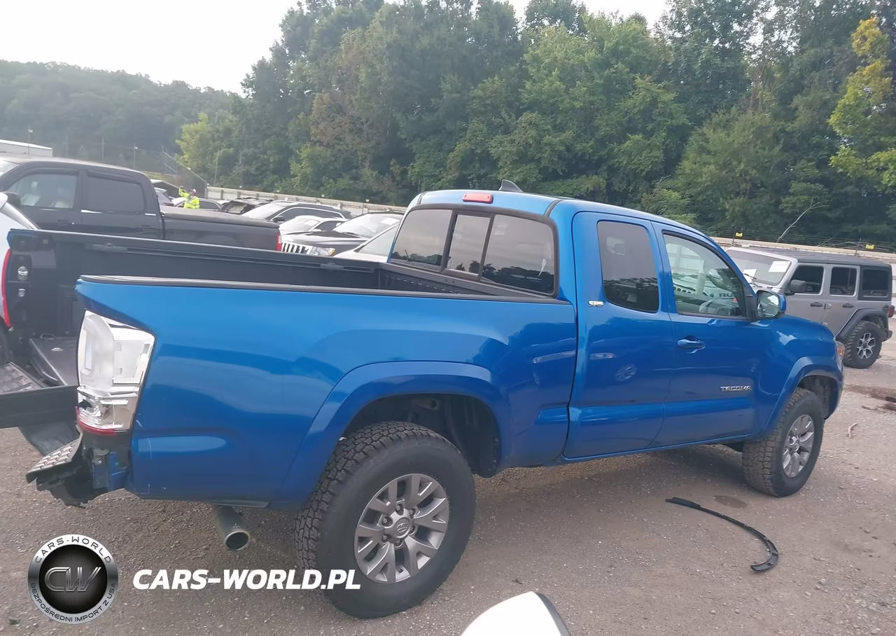 2017 Toyota Tacoma Sr5 VIN:5TFSX5EN8HX056101 - 13