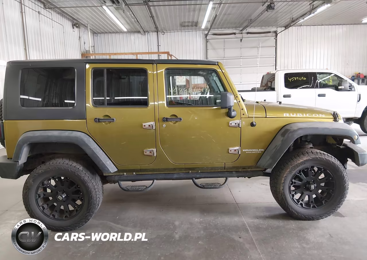2007 Jeep Wrangler Unlimited Rubicon VIN:1J4GA69167L166407 - 13