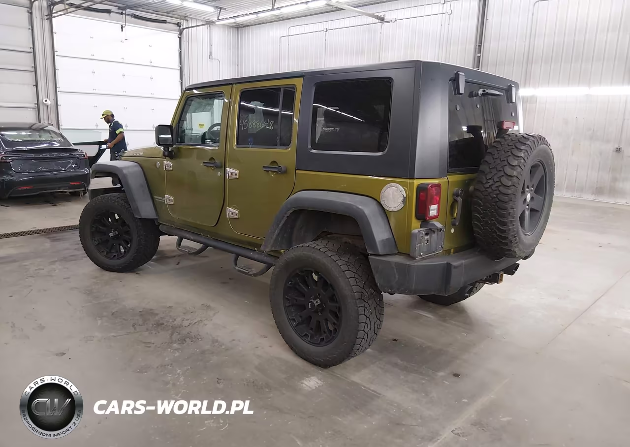 2007 Jeep Wrangler Unlimited Rubicon VIN:1J4GA69167L166407 - 3