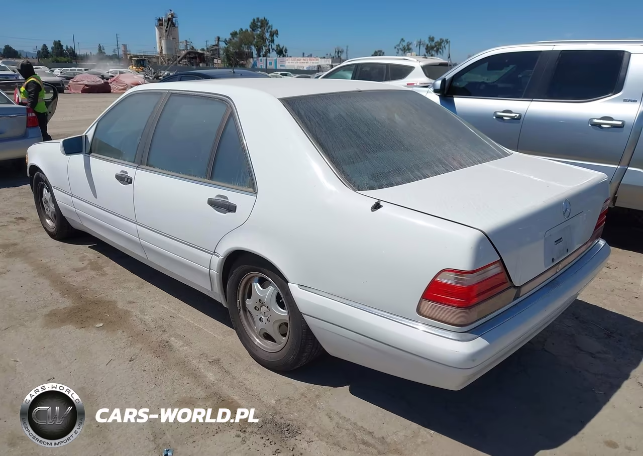 1999 Mercedes-Benz S 420 VIN:WDBGA43G2XA413827 - 3