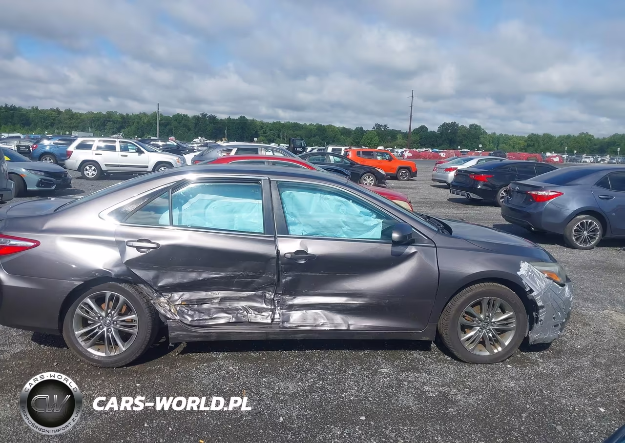2016 Toyota Camry Se VIN:4T1BF1FK7GU244278 - 13