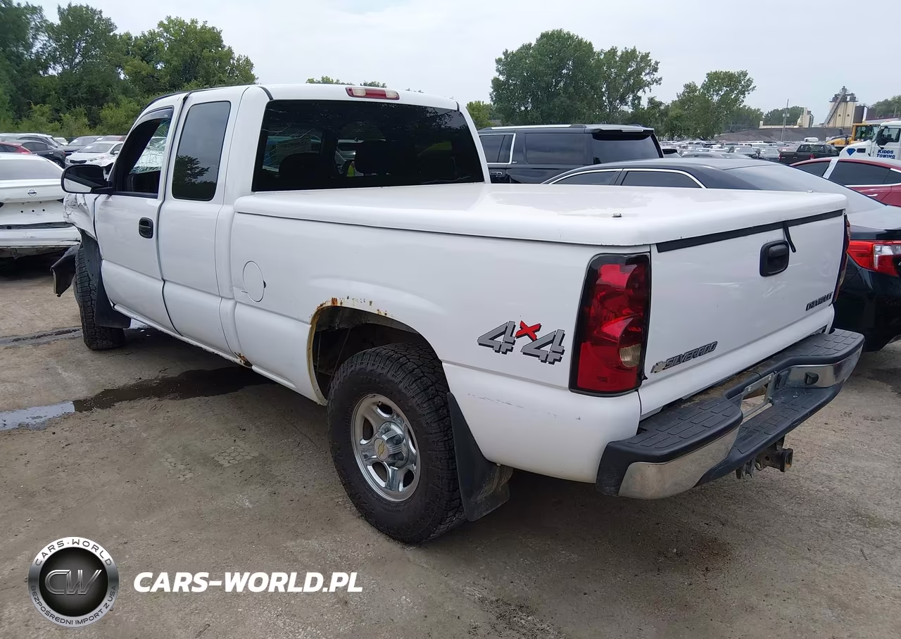 2004 Chevrolet Silverado 1500 Ls VIN:2GCEK19T041218419 - 3
