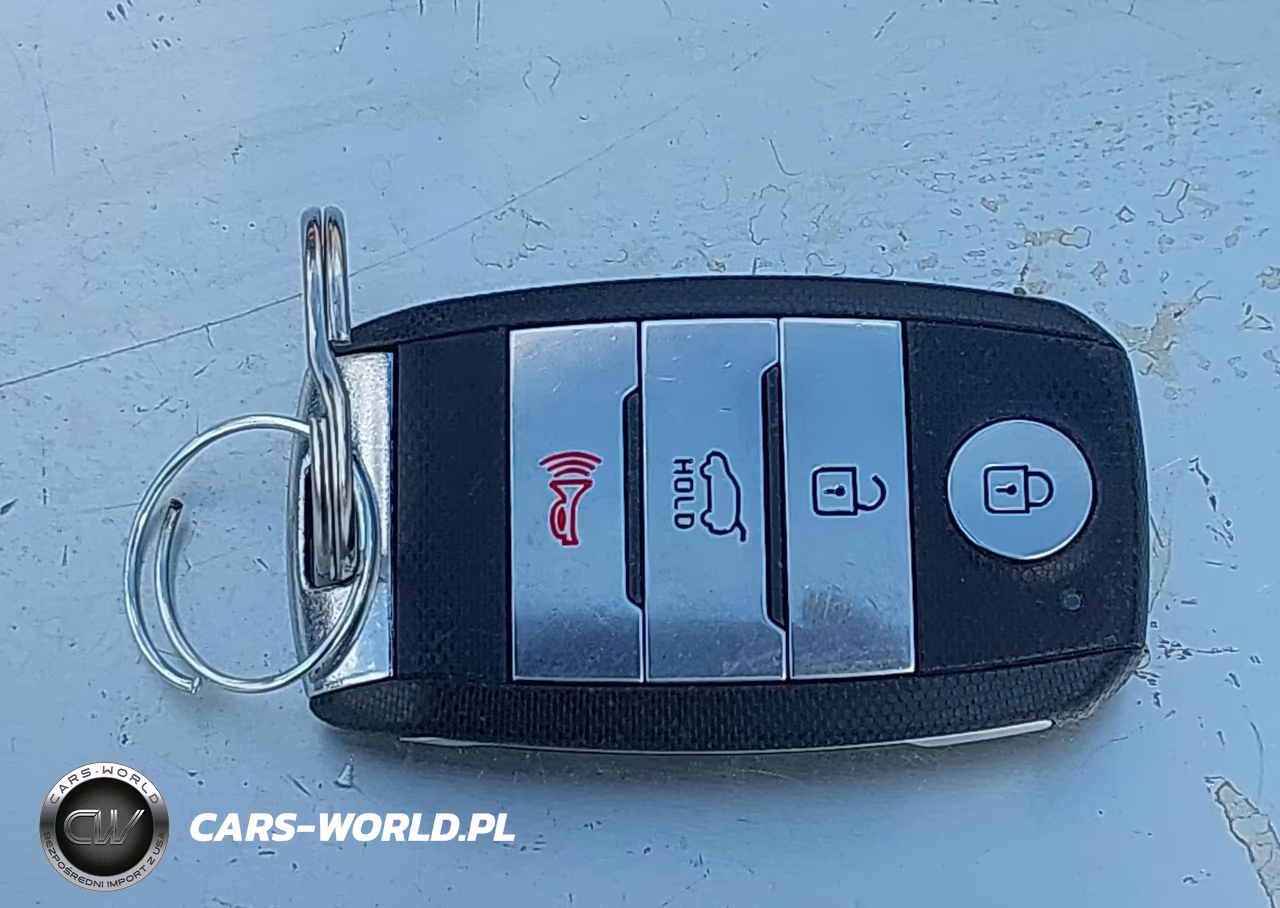 2020 Kia Sorento 3.3L S VIN:5XYPG4A55LG697563 - 11