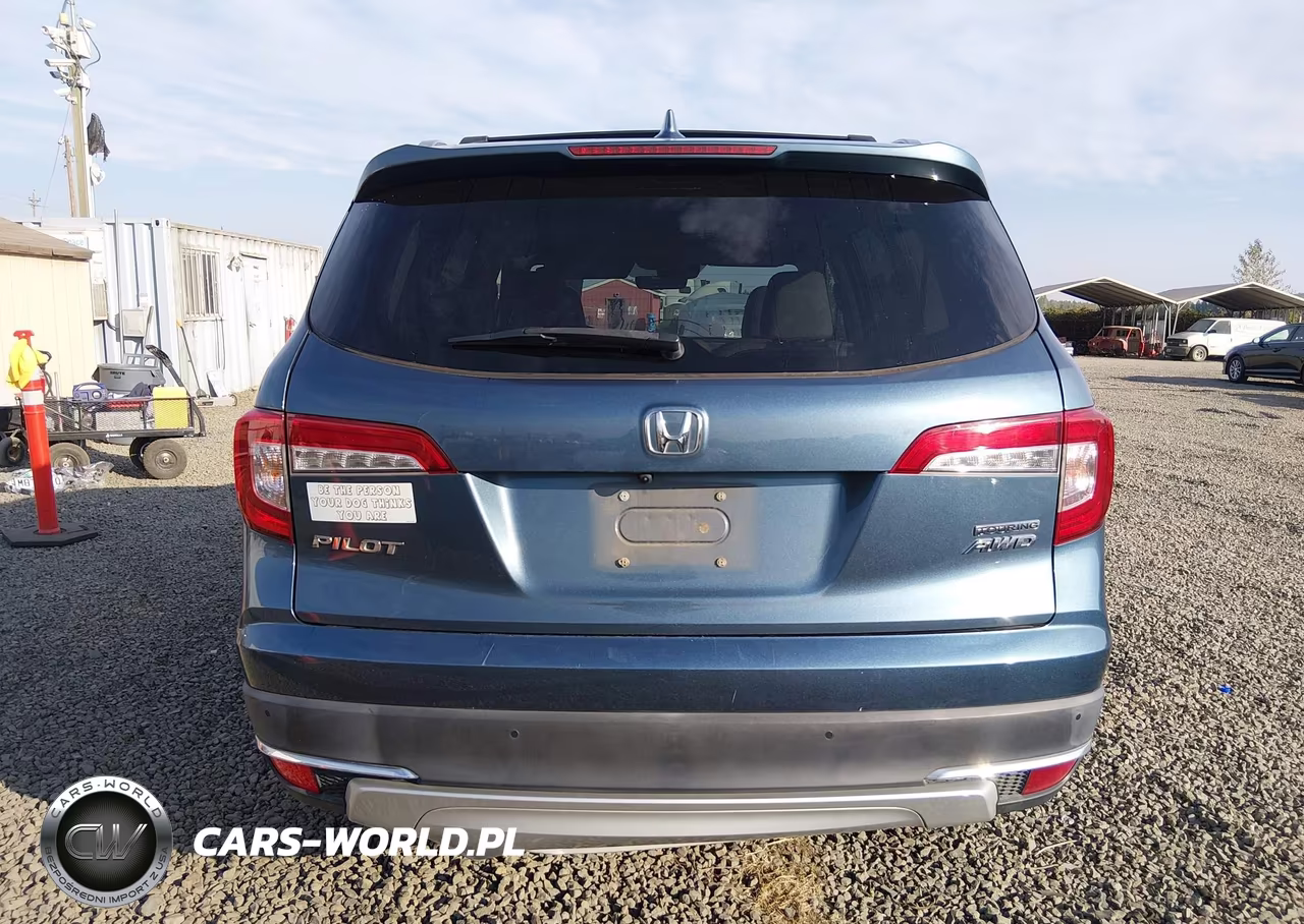 2019 Honda Pilot Touring VIN:5FNYF6H99KB011011 - 17