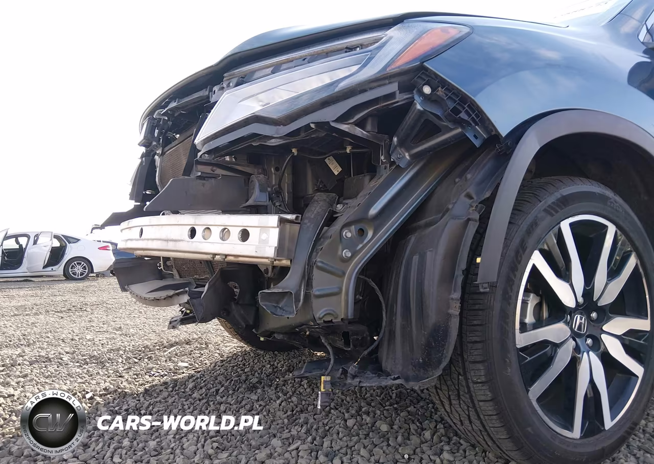 2019 Honda Pilot Touring VIN:5FNYF6H99KB011011 - 19