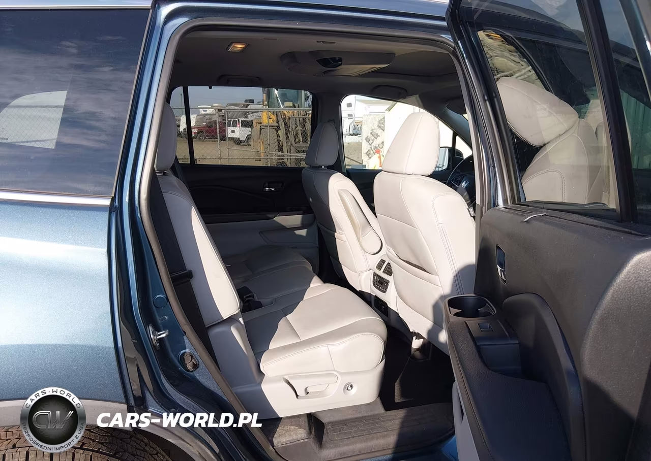 2019 Honda Pilot Touring VIN:5FNYF6H99KB011011 - 8