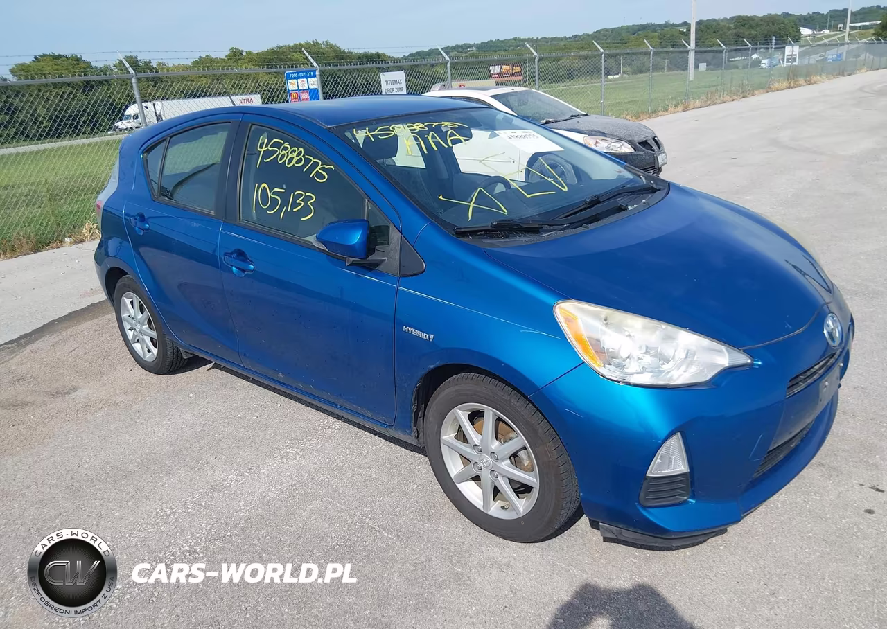 2013 Toyota Prius C Three