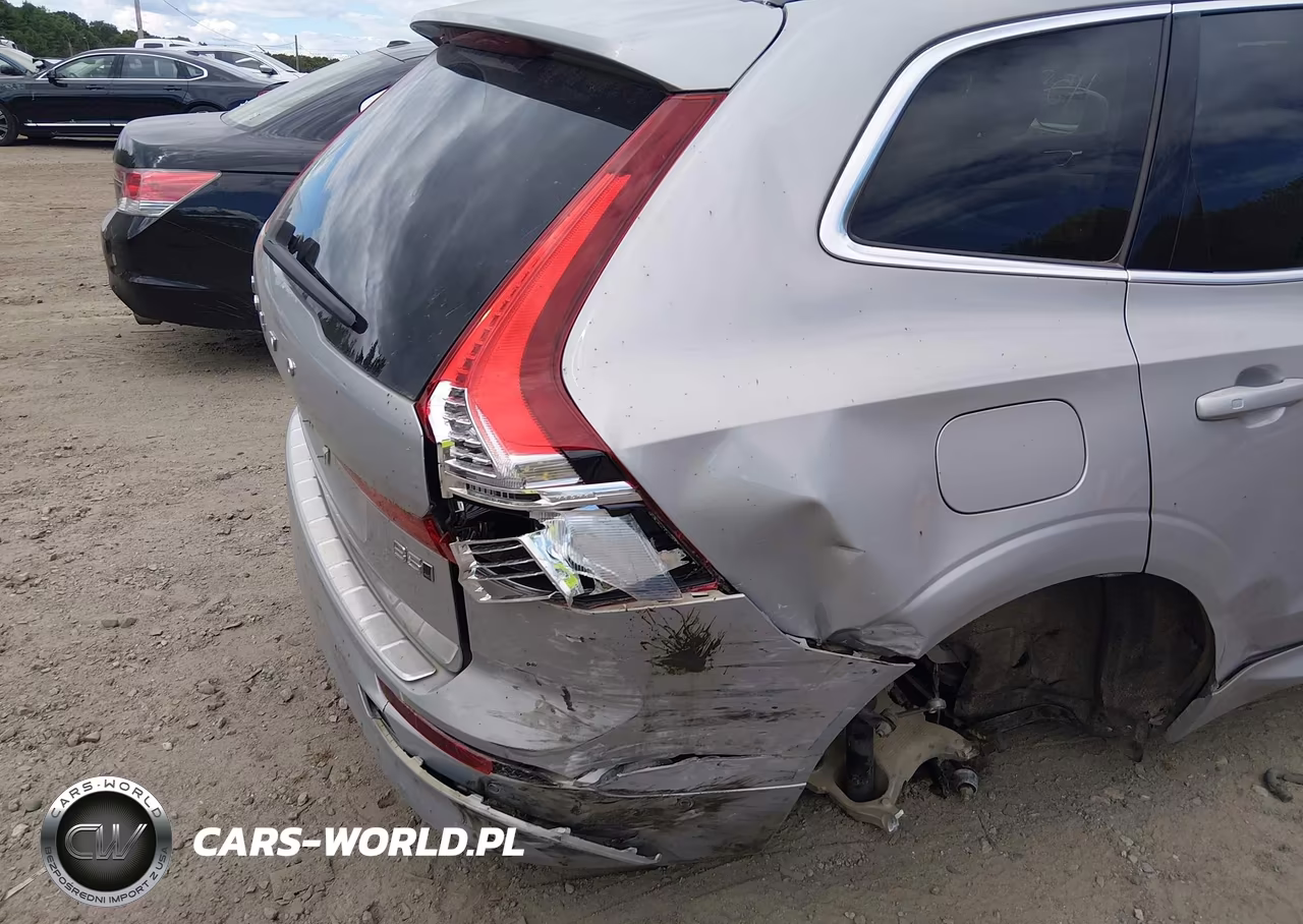 2022 Volvo Xc60 B5 Momentum VIN:YV4L12RK3N1040405 - 6