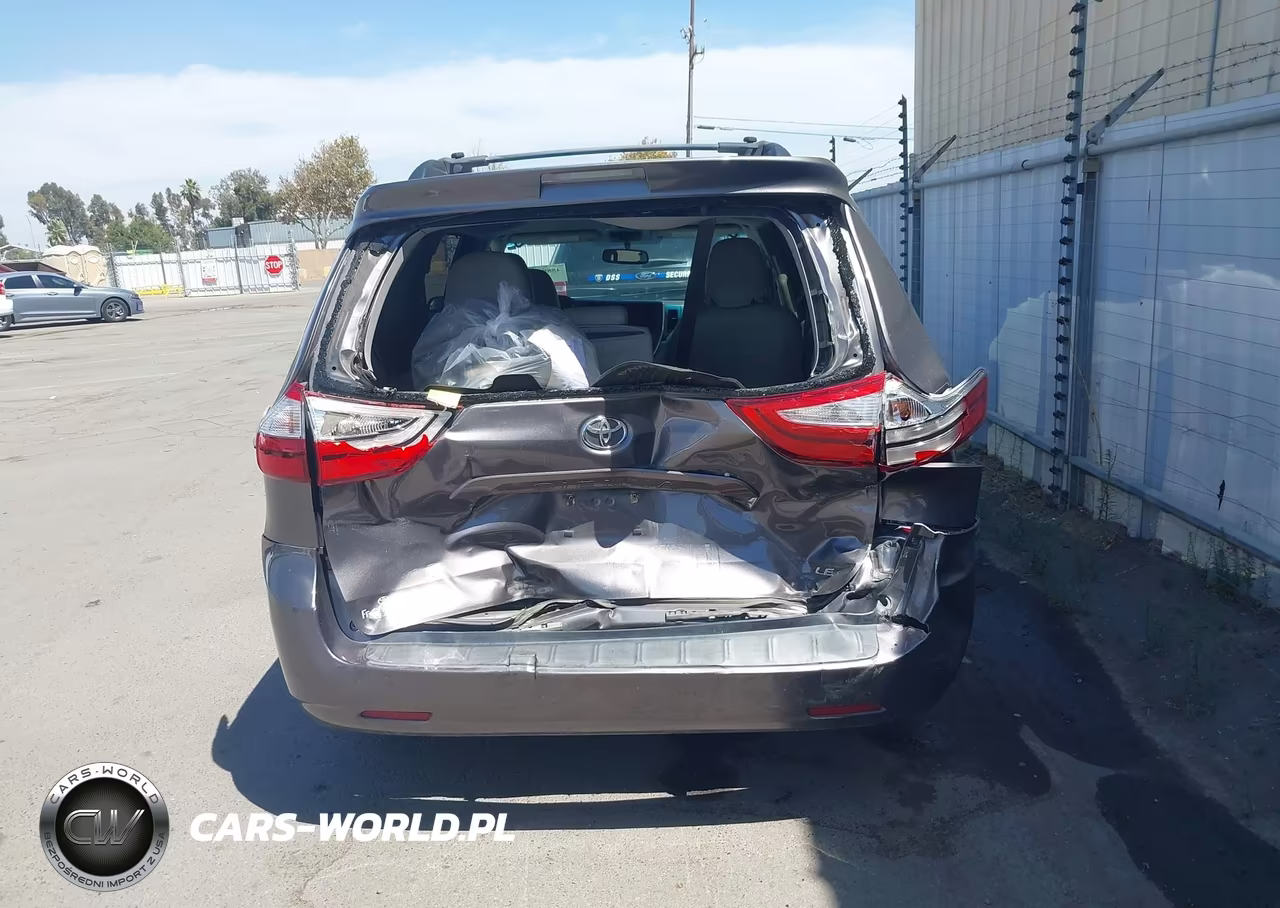2015 Toyota Sienna Le 8 Passenger VIN:5TDKK3DC7FS663824 - 16