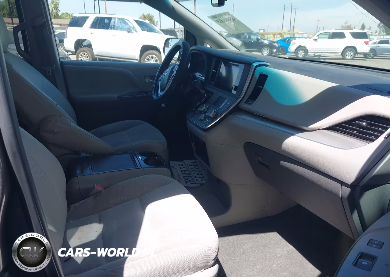 2015 Toyota Sienna Le 8 Passenger VIN:5TDKK3DC7FS663824 - 5