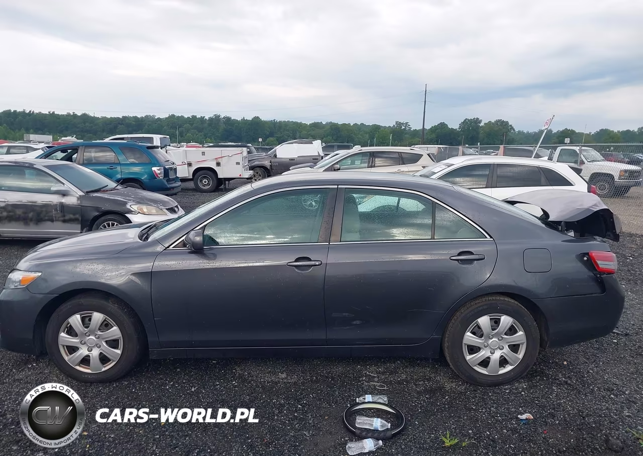 2010 Toyota Camry Le VIN:4T1BF3EK2AU063335 - 14