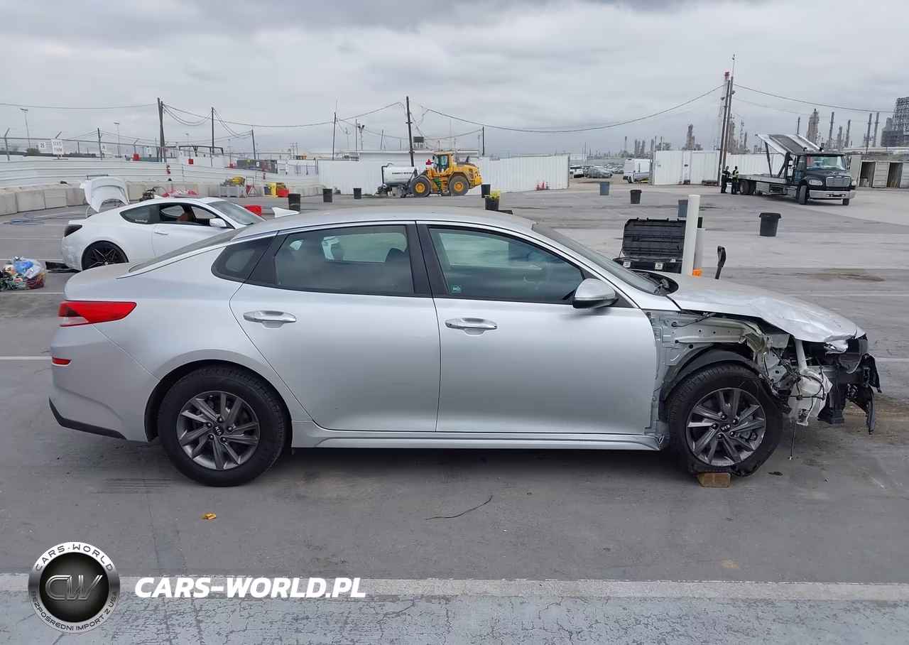 2019 Kia Optima Lx VIN:5XXGT4L31KG336079 - 13