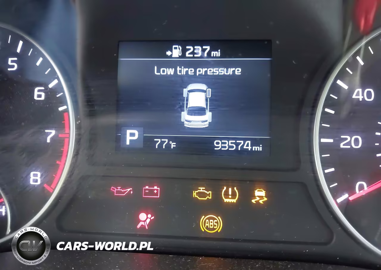 2019 Kia Optima Lx VIN:5XXGT4L31KG336079 - 15