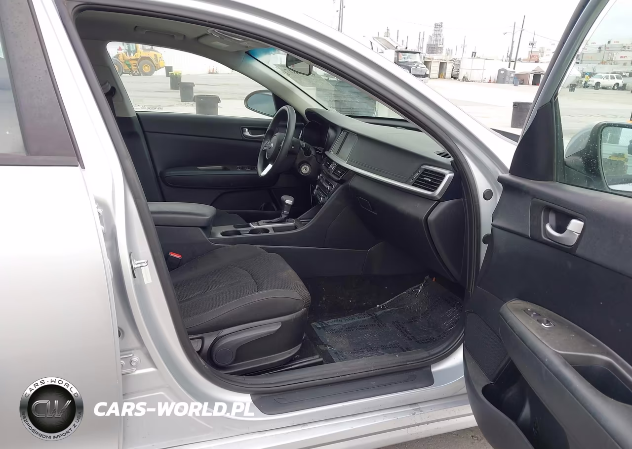 2019 Kia Optima Lx VIN:5XXGT4L31KG336079 - 5